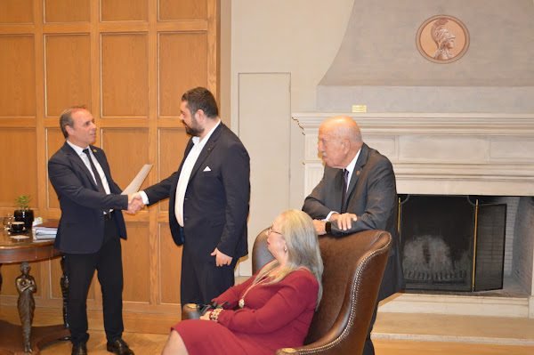 ΑΠΟΝΟΜΕΣ 11